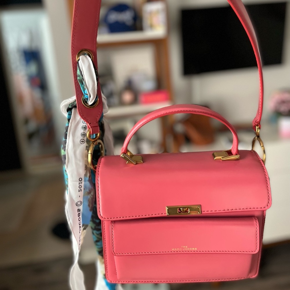 Marc Jacobs 2020 tote - NWOT, never used, includes dust bad